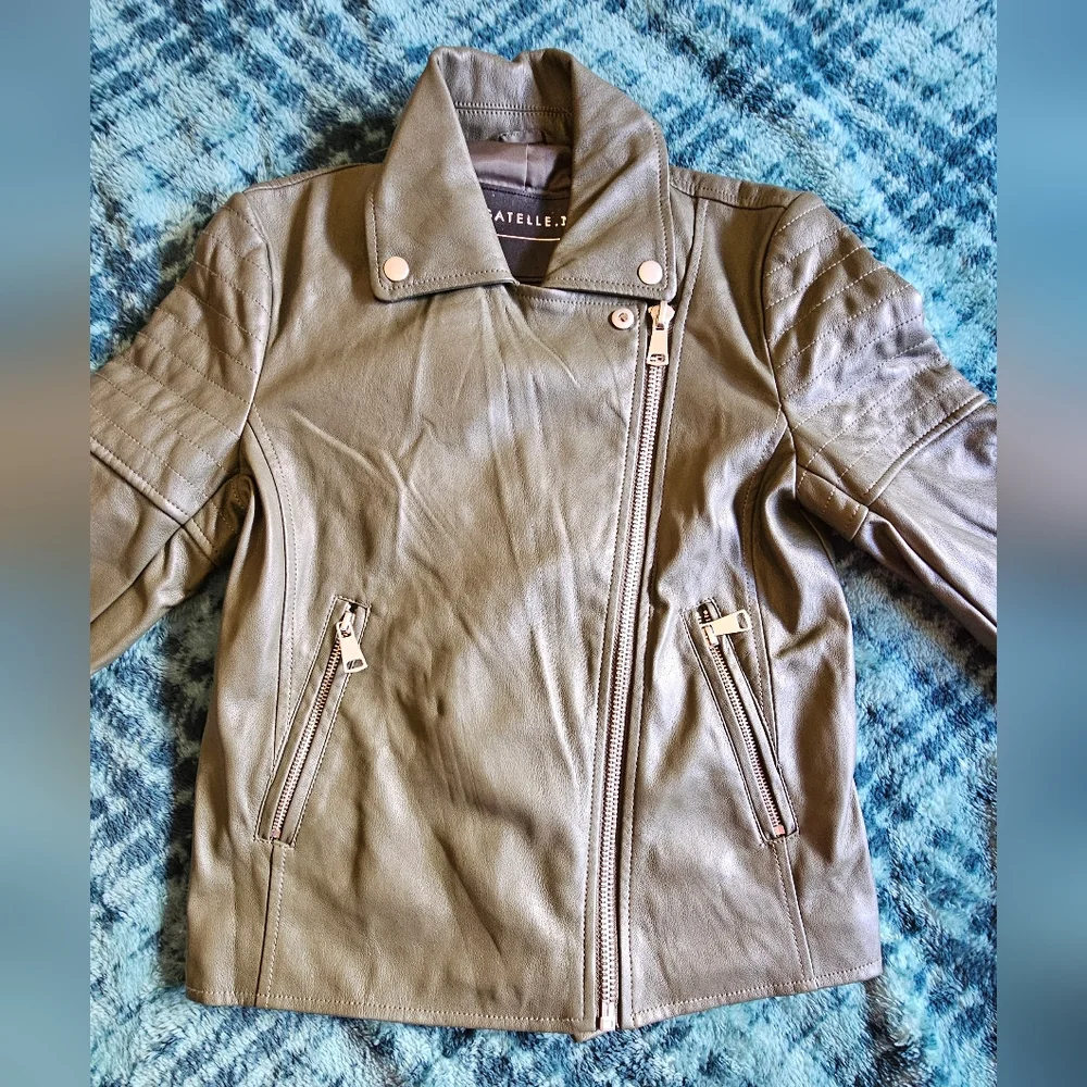 Bagatelle jaket, size XS,‎ olive 🫒 color